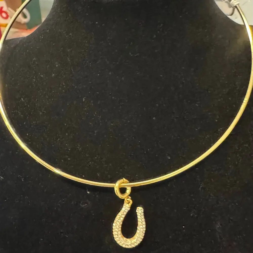 Madewell Crystal Shoe Horse Charm Wire Choker Necklace Antique Gold NWT - Picture 6 of 10